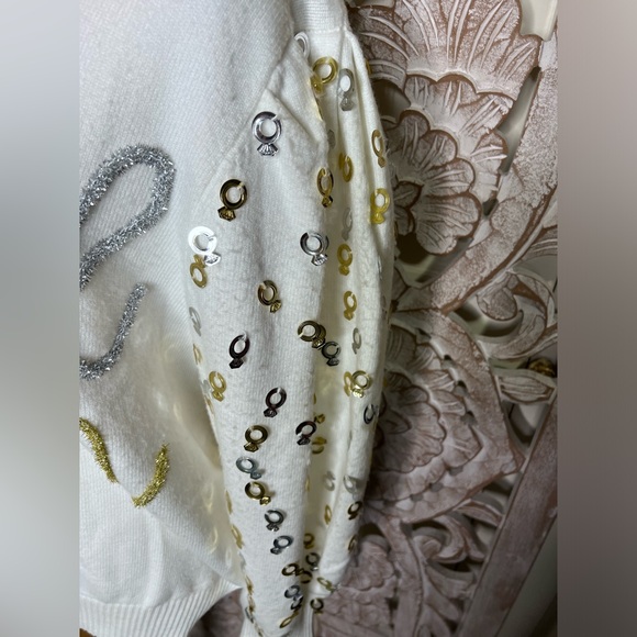 NWT Queen of Sparkles Bridal Queen White Crewneck Sweater Sz XL - Picture 6 of 10